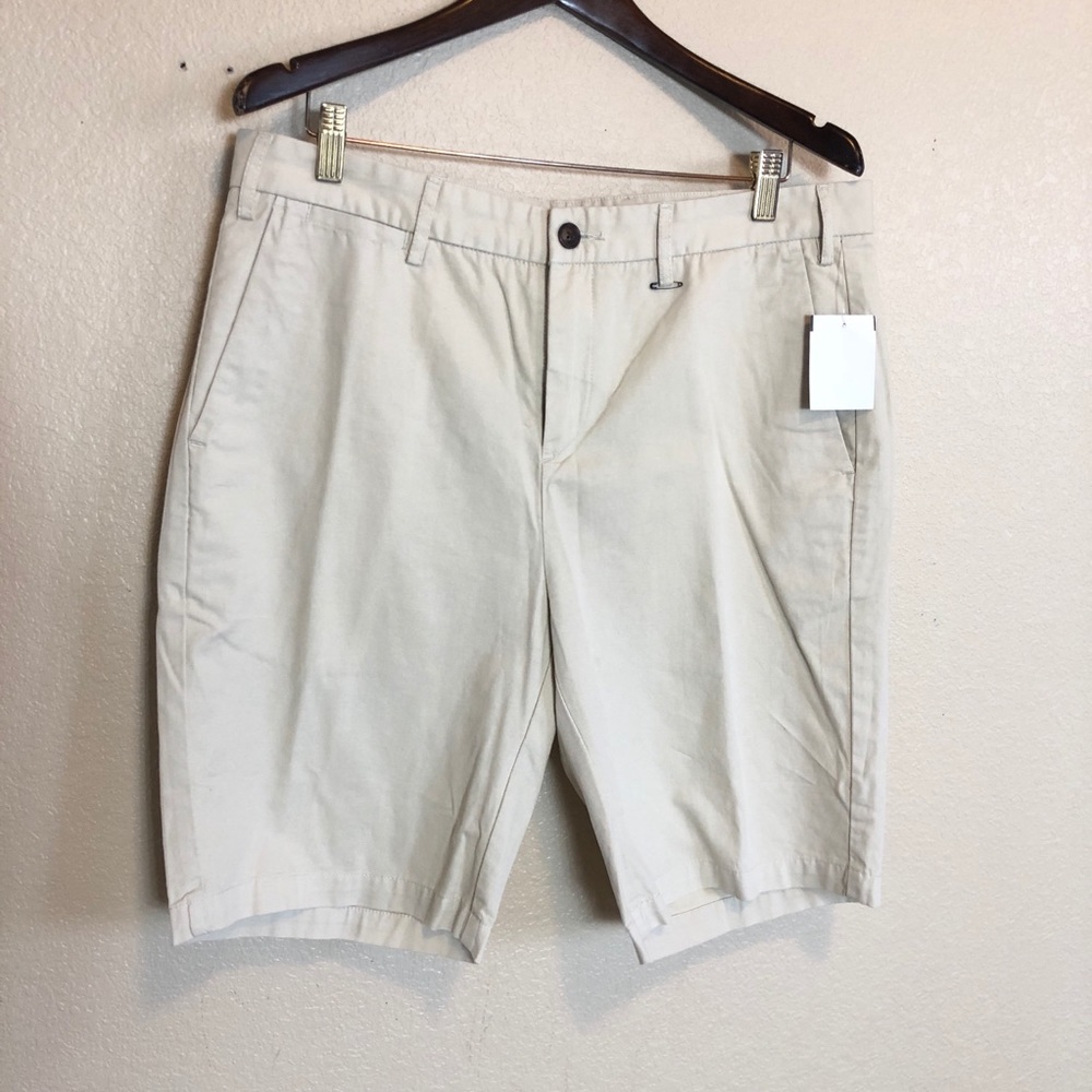 Slate & Stone || Tan Shorts